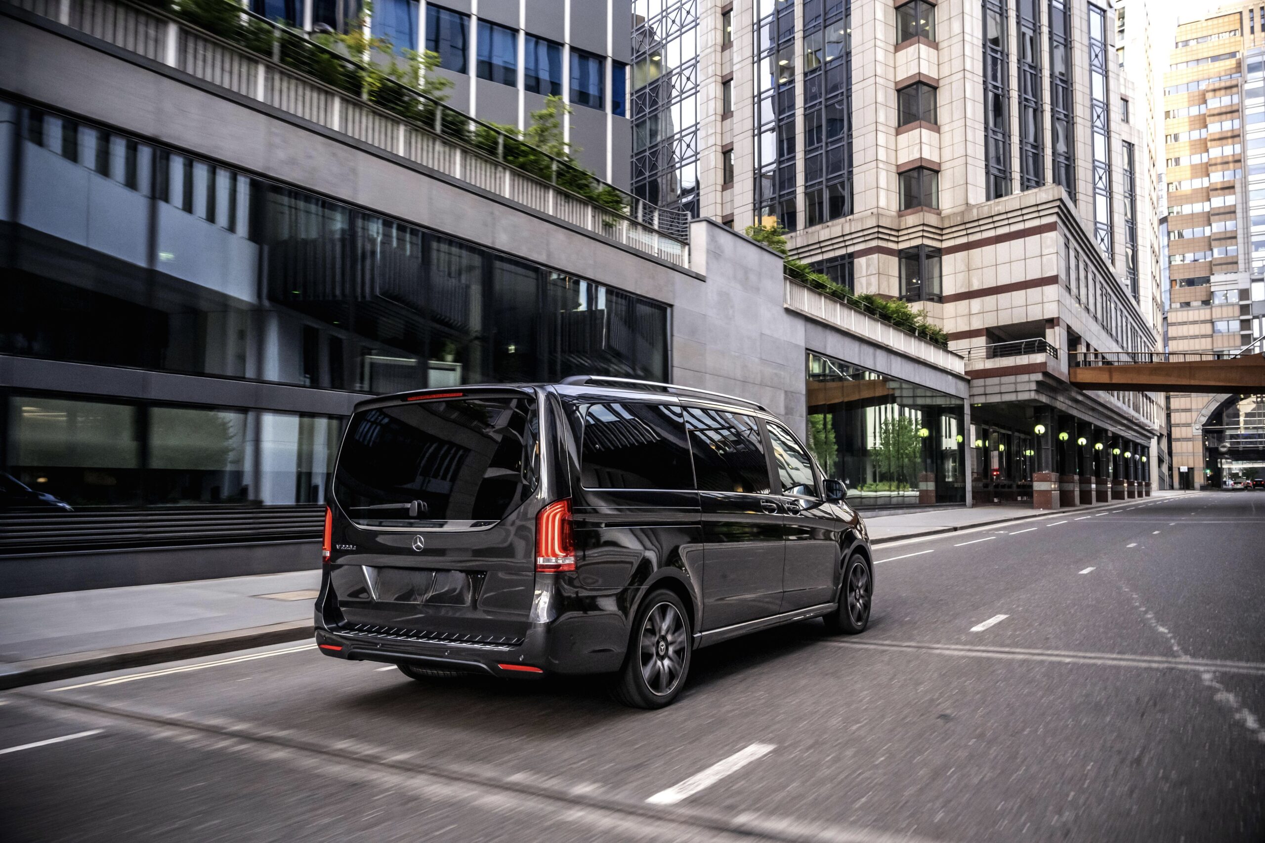 Mercedes-Benz V-class Long 2020-2024гг — изображение 3