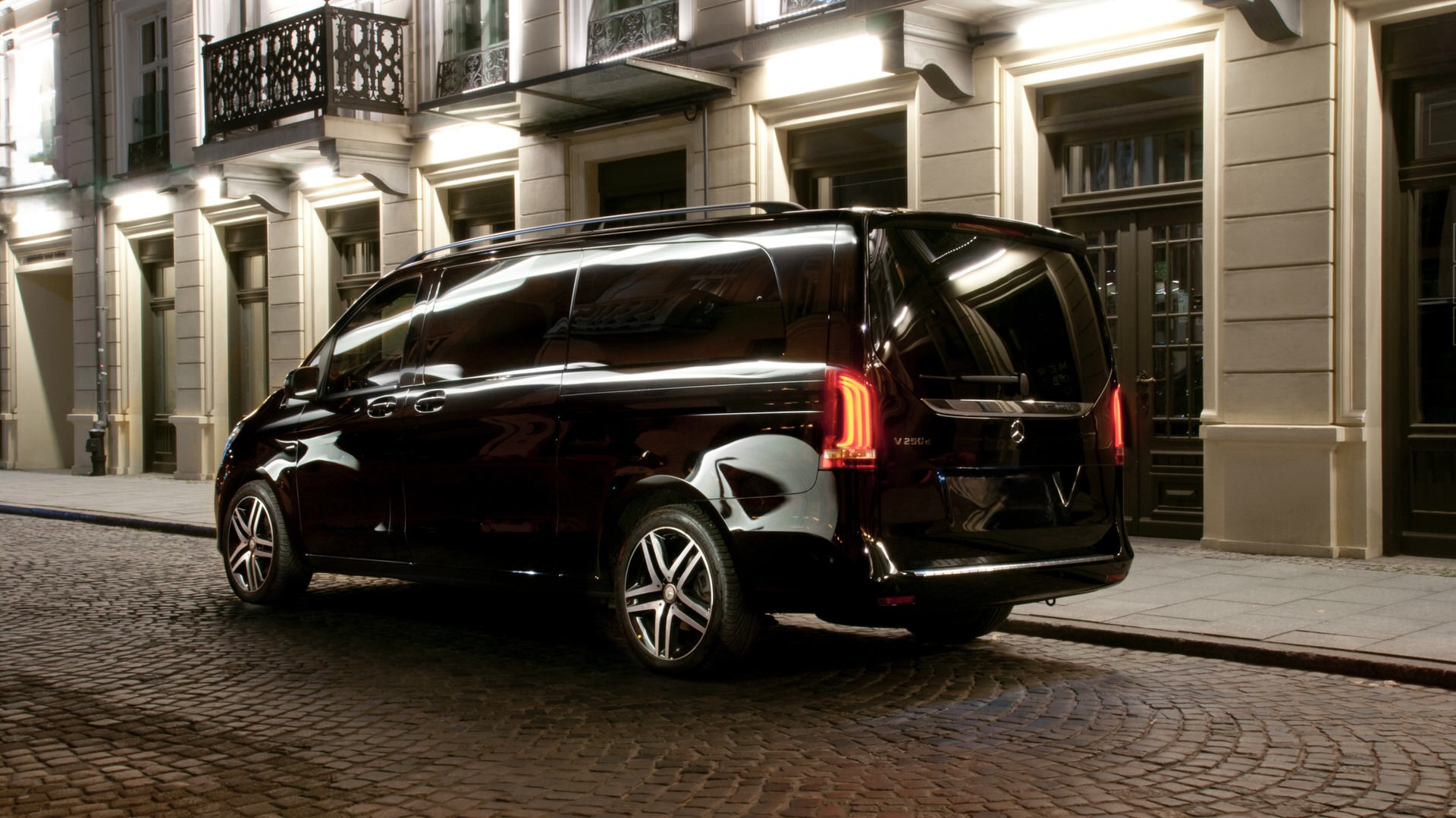 Mercedes-Benz V-class Extra Long 2014-2019гг — изображение 4