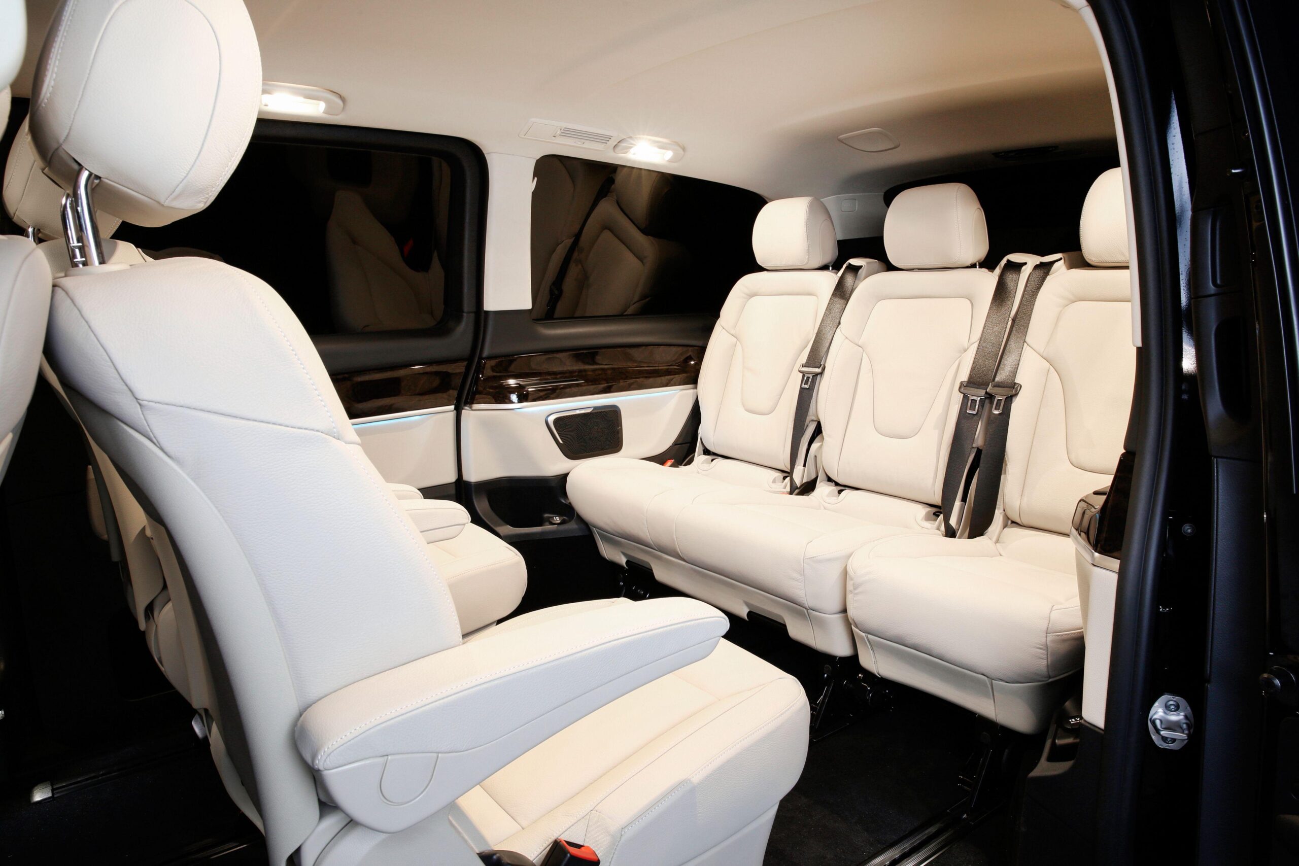 Mercedes-Benz V-class Extra Long 2014-2019гг — изображение 5