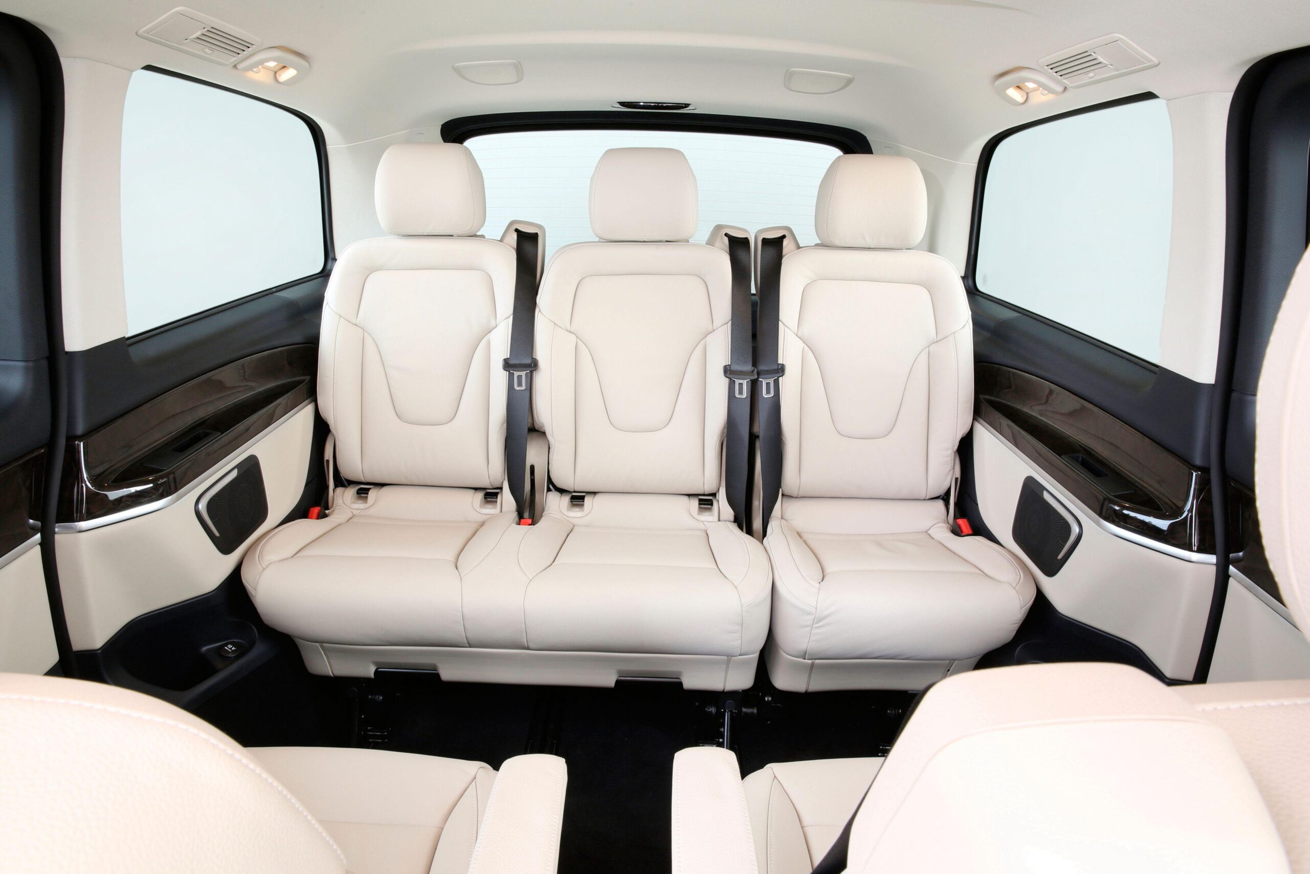 Mercedes-Benz V-class Extra Long 2014-2019гг — изображение 4